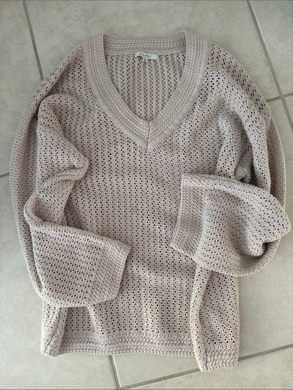 Z supply Open-Weave V-Neck Sweater in Dusty Blush